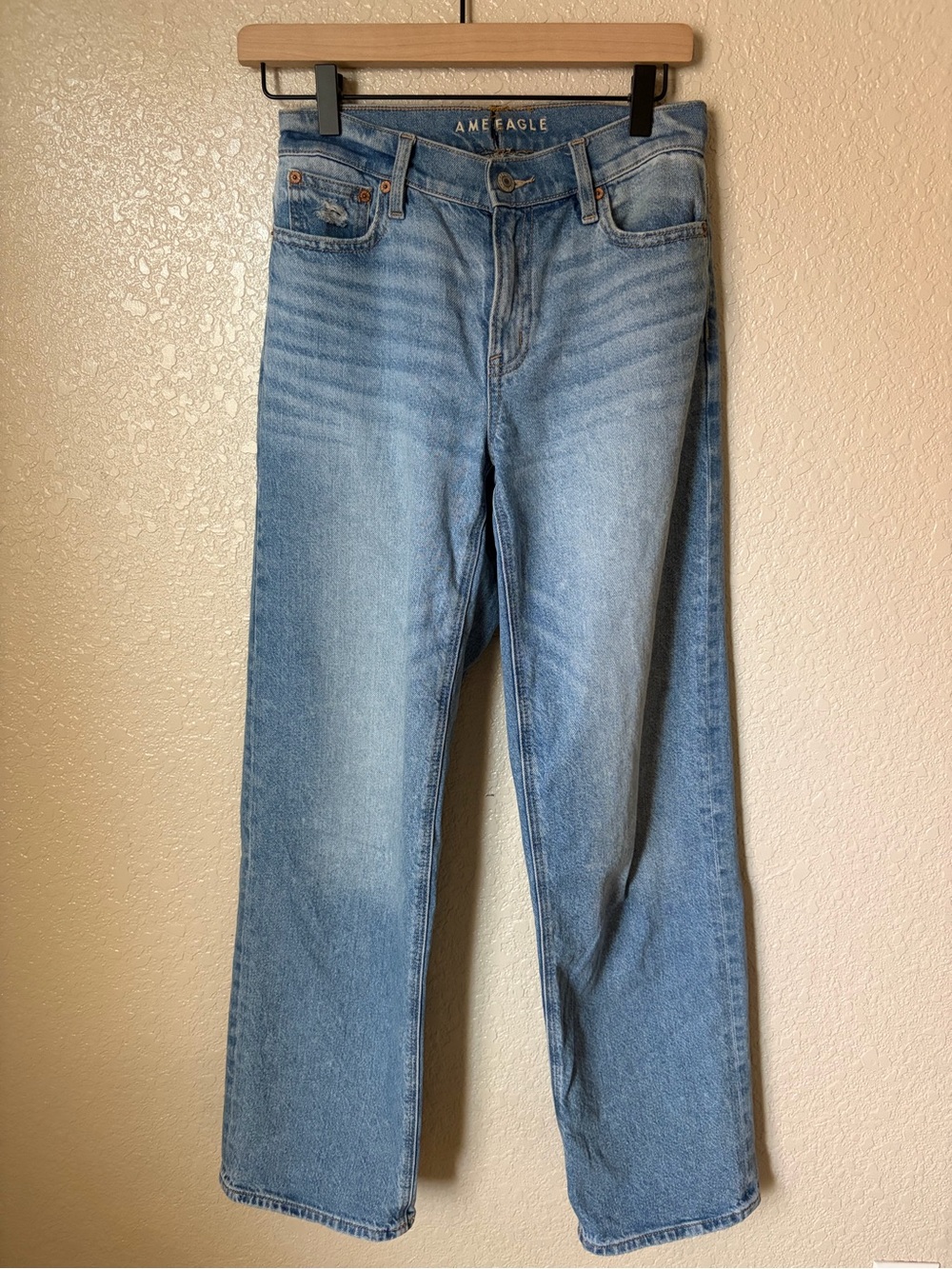 American Eagle Outfitters Stovepipe Jeans
LONG LENGTH